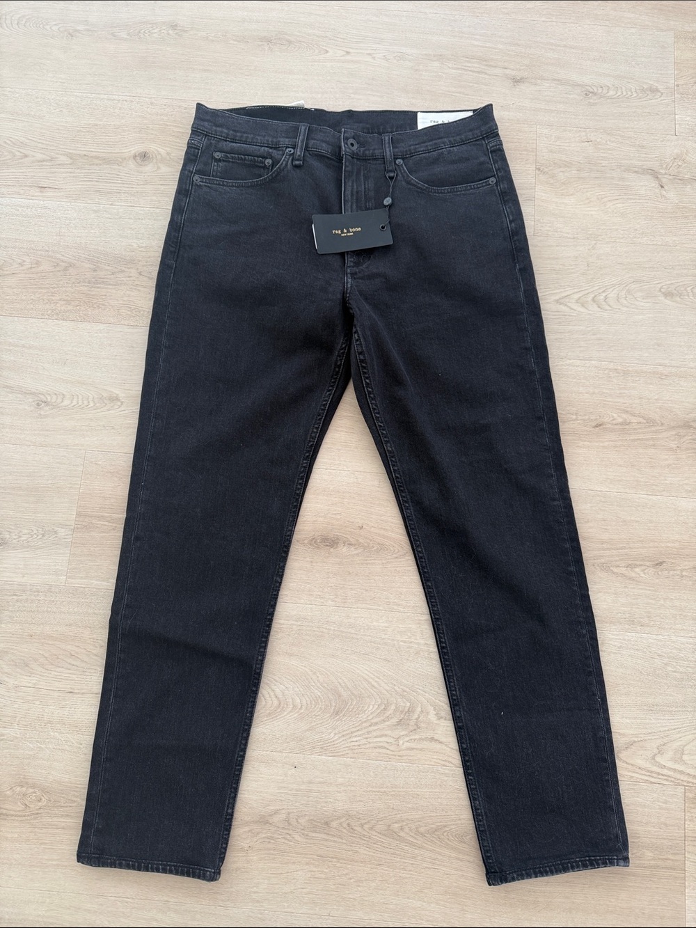Rag & bone Women's Straight Leg Jeans in Black